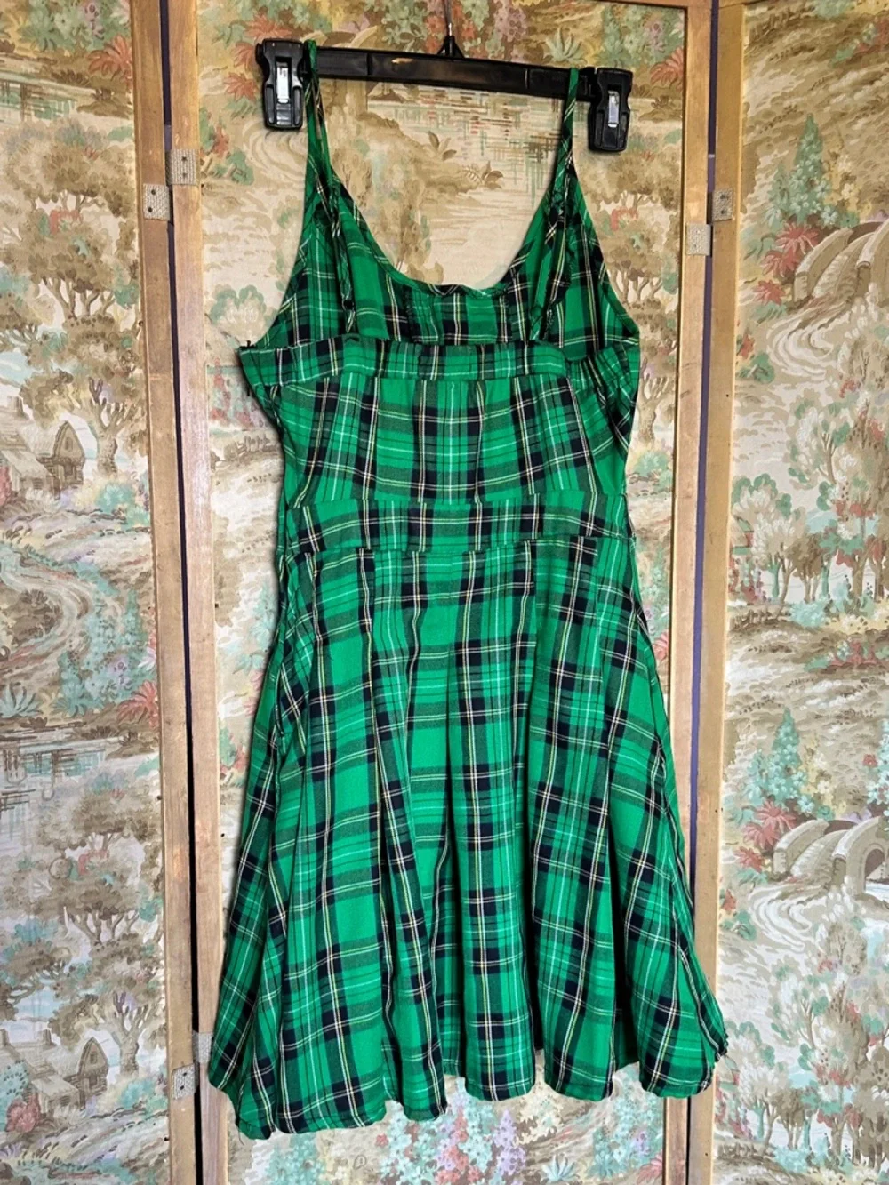 Hot Topic green lace up tartan dress with pockets - Picture 5 of 7